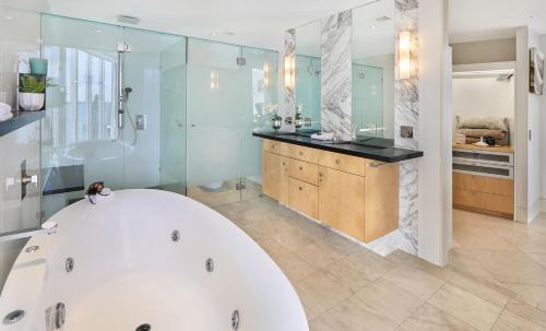 Mooloolaba Resort | Oceans Mooloolaba
