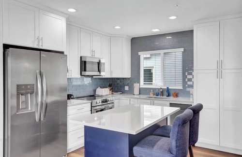 Marathon Condo | Oceans Retreat 1B/2Ba Steps to Pool, Atlantic Oc