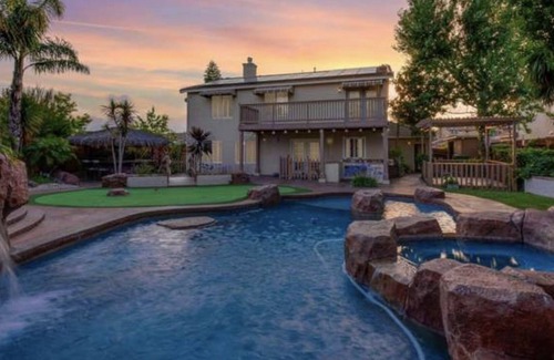 Oceanside House | Oceanside Resort Retreat