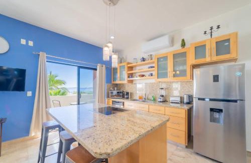 La Ventana House | Oceanview condo w Resort amenities Steps to Beach