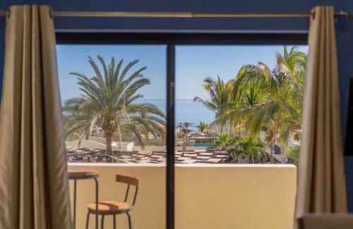 La Ventana House | Oceanview condo w Resort amenities Steps to Beach