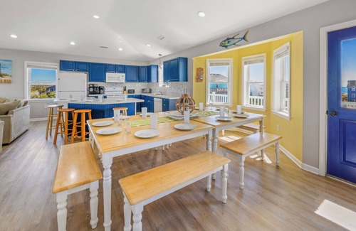 Frisco House | Oceanview Dog Friendly w/Private Pool, Hot Tub, Wet Bar. Shore Beats Workin'