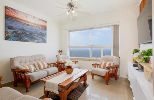 Kingsborough Apartment | Oceanview Holiday Apartments