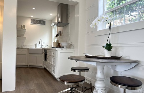 Pacific Grove Cottage | Oceanview Lover's Point Cottage