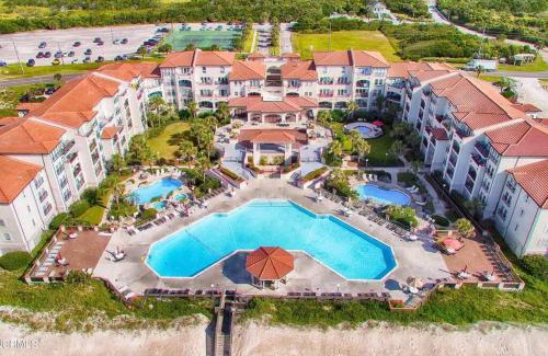 North Topsail Beach Apartment | Oceanview Resort*Hot tub*North Topsail Beach
