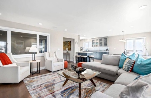 Opal Cliffs House | Oceanview Retreat with Hot Tub