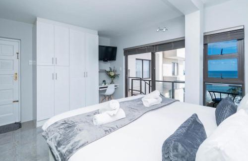 Bantry Bay Apartment | Oceanview Studio In Bantry Bay