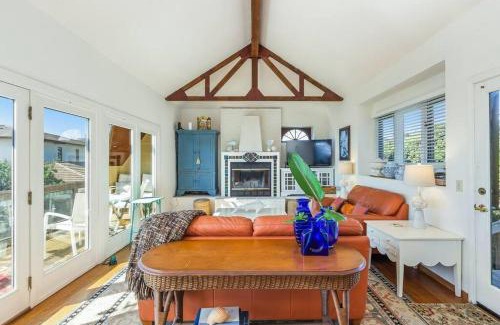 Terramar House | Oceanview, Walk To Beach, Fire Pit