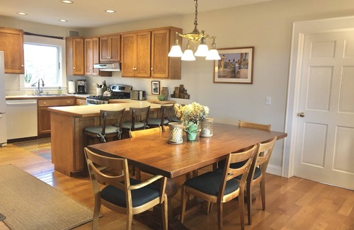 Block Island House | OceanViews .Last 5 nights left June 5-14.good deal