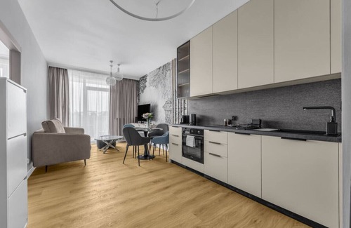 Wlochy Apartment | Ochota Apt - Parking, Balcony, A/C - by Rentujemy
