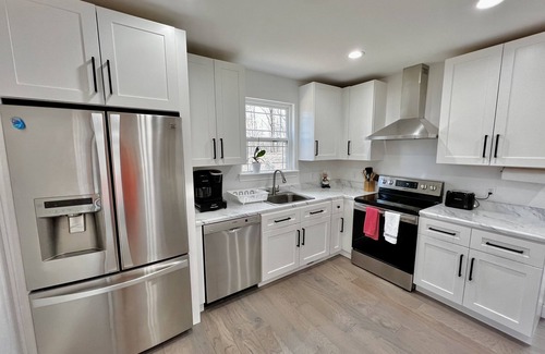 Ocoee House | Ocoee Getaway￼ house with hot tub and fire pit