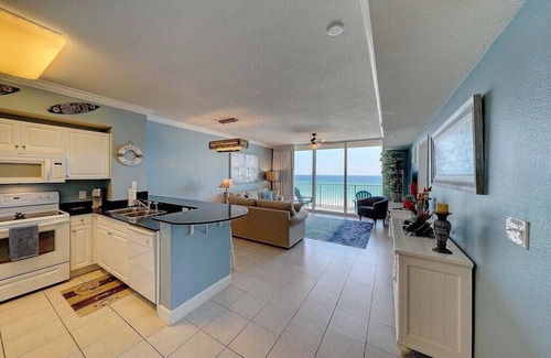 Panama City Beach Resort | Oct 23 - 30th Special! Beautiful 2nd floor!