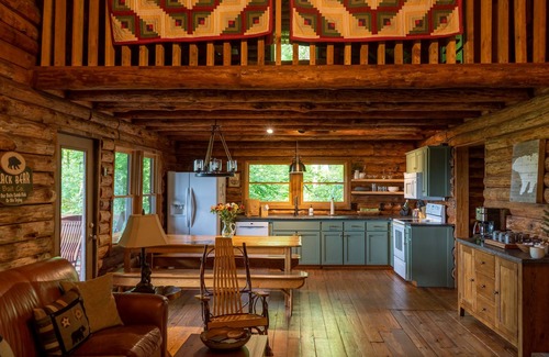 Sylva Cabin | Oct Availability26-29 Open! Amazing Views, Log Cabin, Hot Tub and Fire Pit