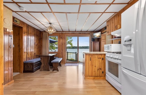 Nisswa Cabin | Oct weekend dates still open! Clean Cabin, lots of Amenities & Gull Chain Access