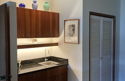 Hawaii Kai House | October and November 2024nOceanview 3 bedroom/2 bathroom Homen10,000/month