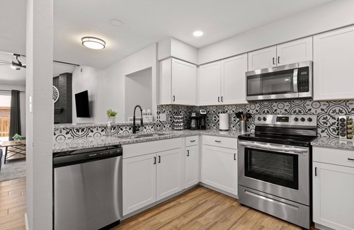 Great Northwest House | October Discounts: Near Lackland w/Game Room