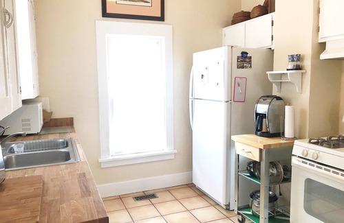 Downtown Colorado Springs House | October-Urban Location- Walkable to Entertainment & Restaurants
