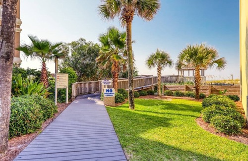 Destin House | October weather is Destin is beautiful, and there is the fishing rodeo to boot.