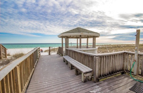 Destin House | October weather is Destin is beautiful, and there is the fishing rodeo to boot.