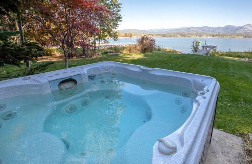 Sandpoint House | Oden Bay Log Home
