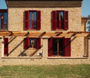Santa Vittoria in Matenano Villa | Odorisio Country House