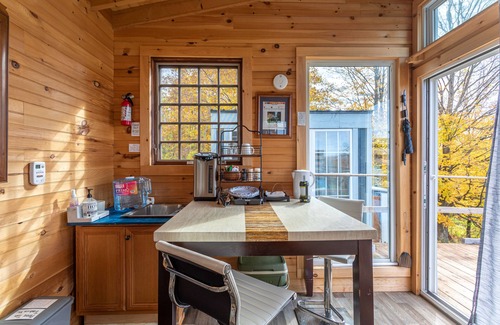 Town of Broome Cabin | Off-Grid Glamp with Mountain Views, Indoor Hot Tub, Elevated Deck, Heat & Wi-Fi