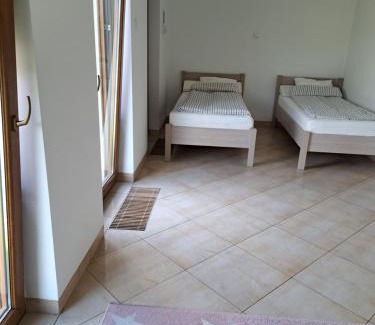 Kobierzyce Apartment | Ogrodowe Noclegi 2