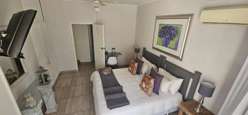 Kroonstad House | Oh So You Guesthouse