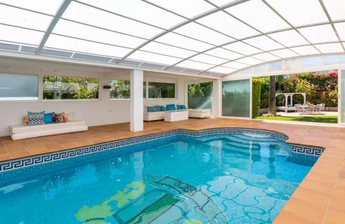 Guadalmar Villa | Ohana Luxury Villa with Heated Pool