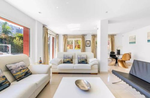 Guadalmar Villa | Ohana Luxury Villa with Heated Pool