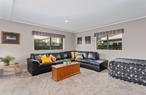 Ohope House | Ohope Palms - Ohope Holiday Home