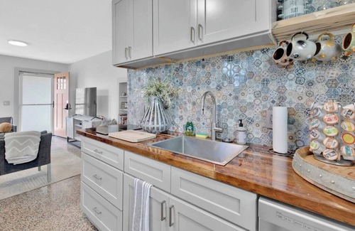 Fort Walton Beach House | Okaloosa Island 2BR Beach Bungalow on Beach Access