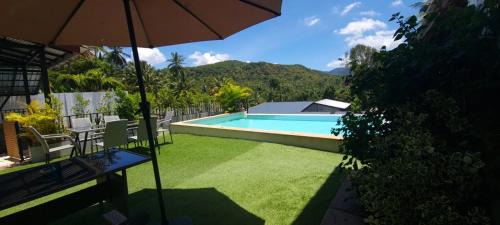 Haad Pleayleam Villa | Okian Villa - Mountain View and Privacy -