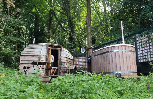 Coxwold Ski Chalet | Oku Wooden Pod, Newburgh Priory Estate