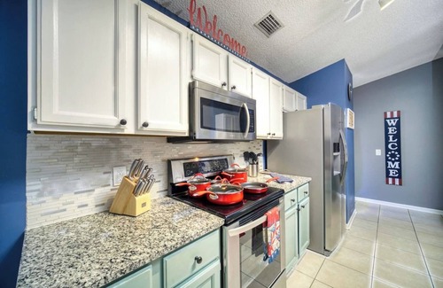 Westside House | ~Ol' Glory Sleeps 13 Heated Pool by NAS Jax~