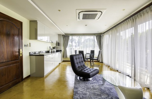 Old City Apartment | OLD CITY CENTRE APARTMENT BY WAT PHRA SINGH