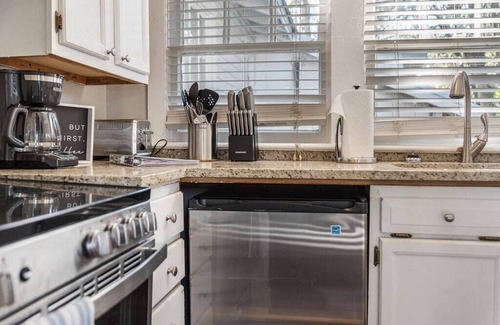 Mobile Apartment | Old Dauphin Way Historic Home - Unit 4