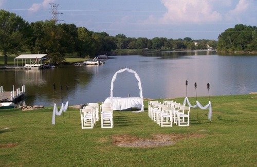 Lebanon Cabin | Old Hickory Lake's Moonlit Bay Honeymoon Cabin - 25 miles from Nashville