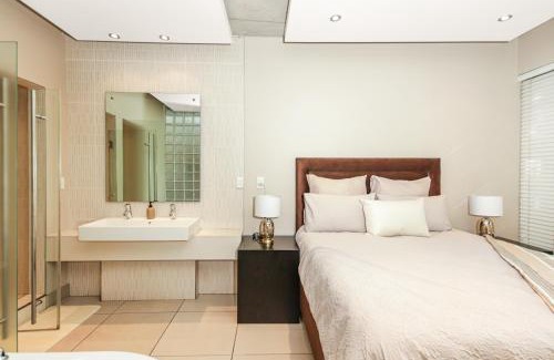 Greater Johannesburg Metropolitan Area Apartment | Old House Lane Melrose Boulevard