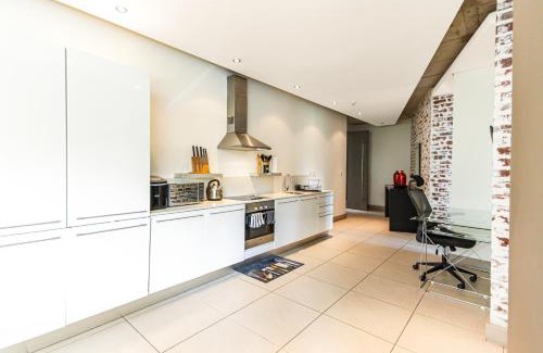 Greater Johannesburg Metropolitan Area Apartment | Old House Lane Melrose Boulevard