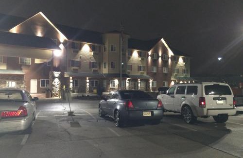 West Omaha Hotel | Old Mill Inn