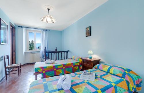 Pella Apartment | Old Pella 100m to Orta Lake - Happy Rentals