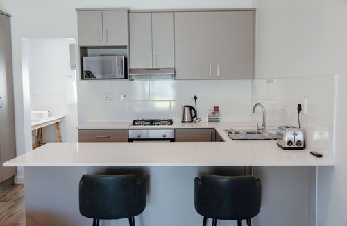 Ladismith Bed & Breakfast | Old Posthouse Guest Accommodation