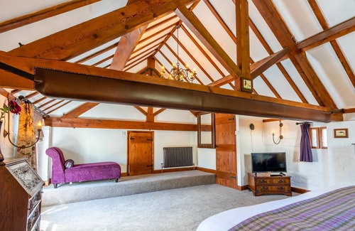 York Cottage | Old Roost Farmhouse - a family break that sleeps 8 guests in 4 bedrooms