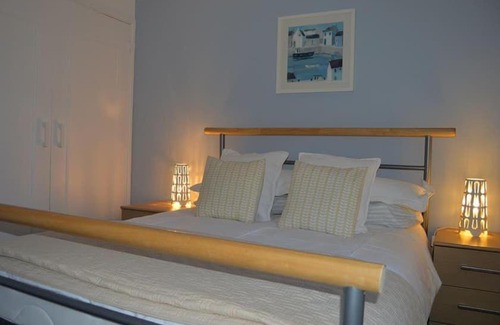 Glynarthen House | Old Stone Cottage