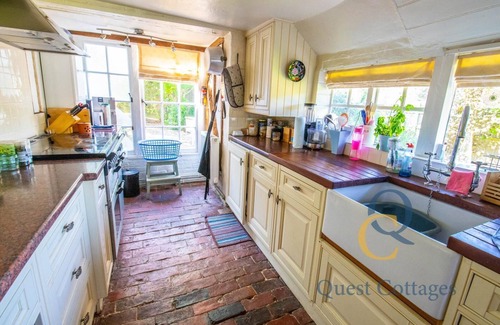 Peasmarsh Apartment | Old Thatch - Peasmarsh Nr Rye