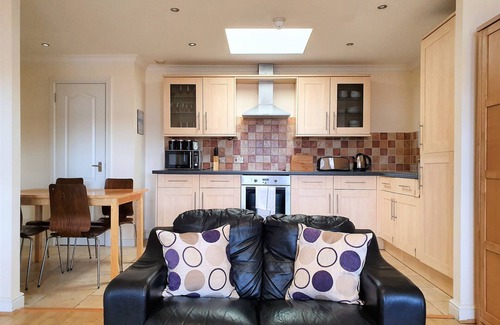 Swindon Apartment | Old Town Central Apartments
