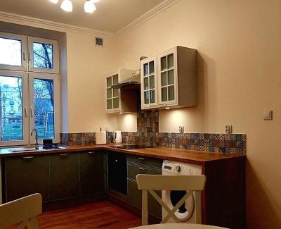 Tarnow Apartment | Old Town Comfort