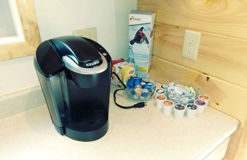 Luray Cabin | Old Wagon Ridge | 0 Bed, 1.5 Bath