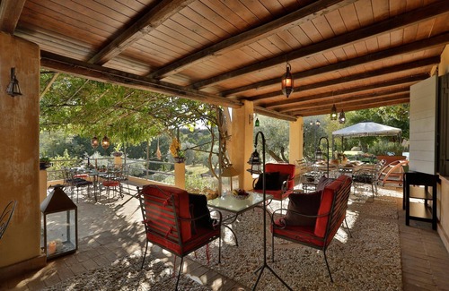 Morlupo House | Old Well House